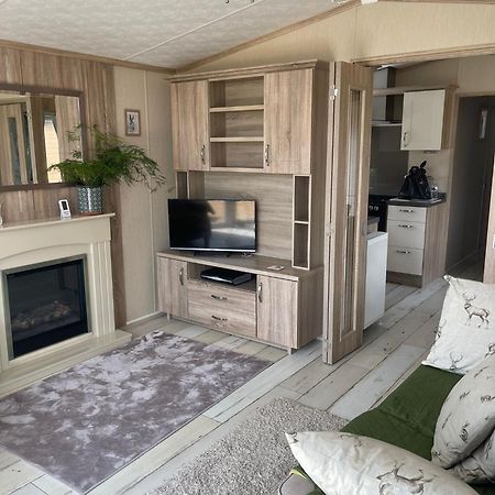 Fern Lodge With Hot Tub Stonham Aspall 外观 照片